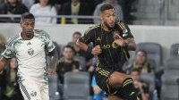 MLS : Denis Bouanga brille dans un derby de feu à Los Angeles
