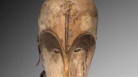 Le Gabon réclame à la France la restitution d’un masque rituel fang unique
