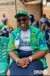 Chute d’Ali Bongo et désordre au PDG&nbsp;: Karine Arissani demande des comptes aux cadres du PDG