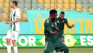 2.Lig&nbsp;: Erokspor écrase Serik Belediye, Guelor Kanga décisif