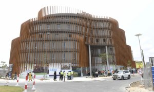 Ali Bongo inaugure le nouveau siège du Fonds gabonais d’investissements stratégiques