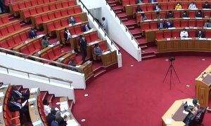 Le gouvernement gabonais harcelé de questions par les députés avant d’aller en vacances