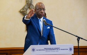 Le gouvernement gabonais remanié a prêté serment devant le président de la transition