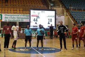 Deux arbitres gabonaises de handball au sifflet du championnat semi-professionnel du Nigéria