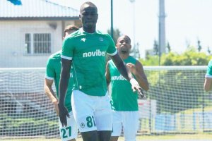 Chypre&nbsp;: Curtis Junior Makosso Moungadji signe son premier contrat professionnel à l’Omonia Nicosie
