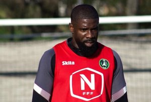 Bruno Ecuele Manga rejoint le Paris 13 Atletico&nbsp;: un nouveau défi pour le capitaine des Panthères
