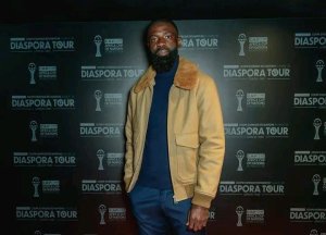 CAF Diaspora Tour&nbsp;: Bruno Ecuele Manga accueille le trophée à Paris